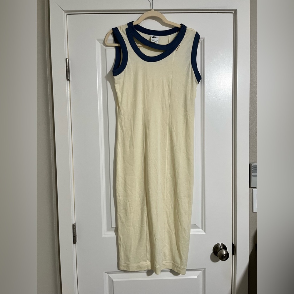 Nike Sportswear Dress: Cream And Blue Medium